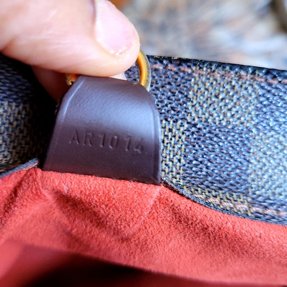 LOUIS VUITTON Parioli Brown Ebene Damier Bag - Picture 12 of 15